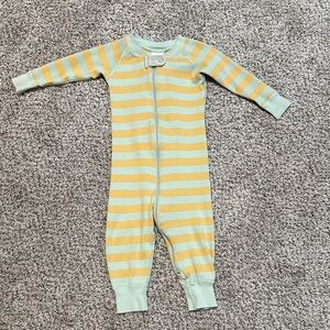 Hanna Andersson pajamas size 12-18 months